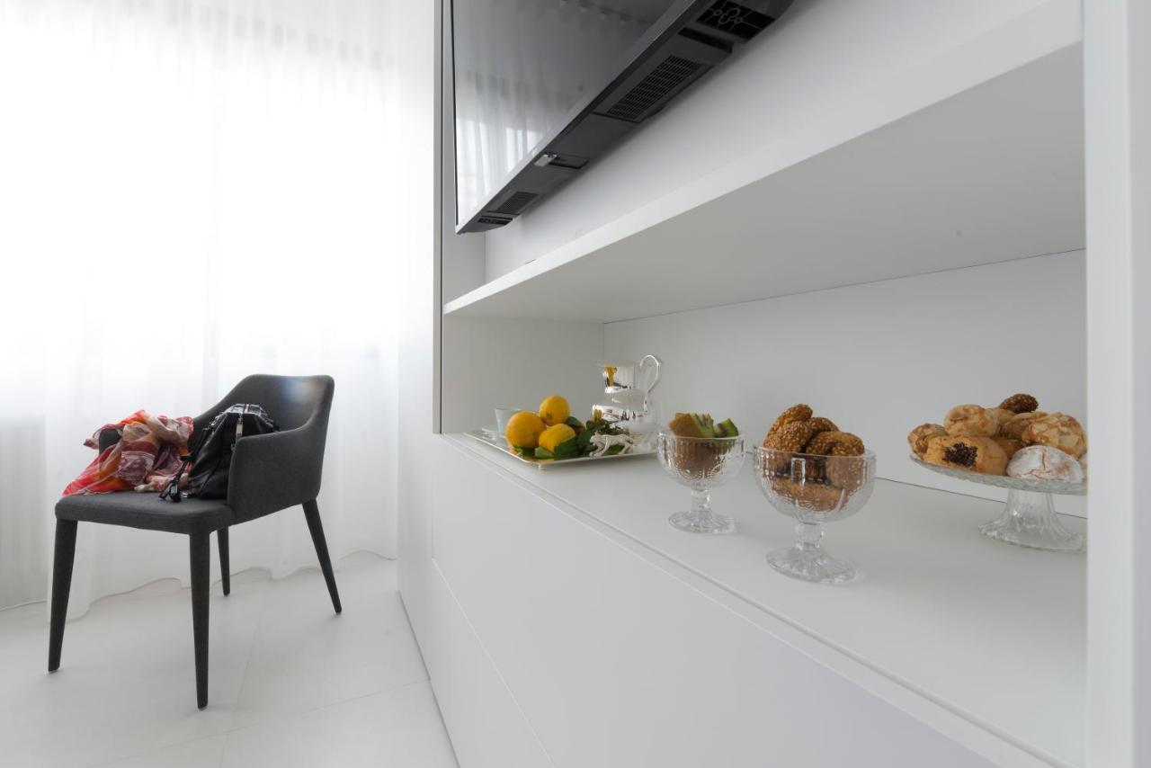 Dc Domus Charme Spa Palermo Buitenkant foto